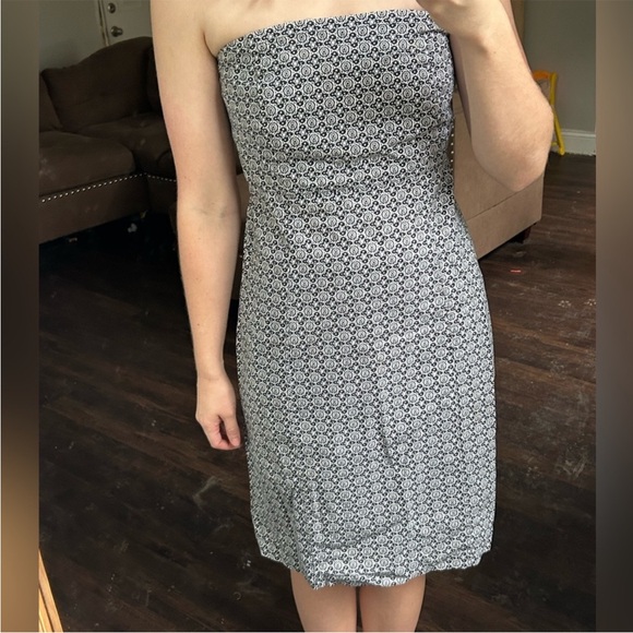 GAP Factory Dresses & Skirts - Gap Factory Black and White Strapless Mini Cocktail Dress